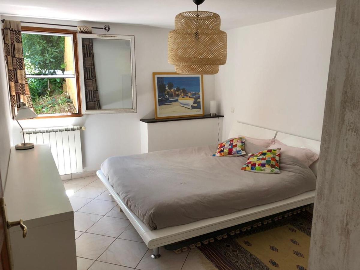Joli Rez-De-Villa 80 M2 Proche Mer Каркеран Екстериор снимка