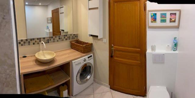 Joli Rez-De-Villa 80 M2 Proche Mer Каркеран Екстериор снимка